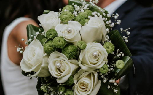 2027年08月15日结婚好不好 今日办婚礼好吗