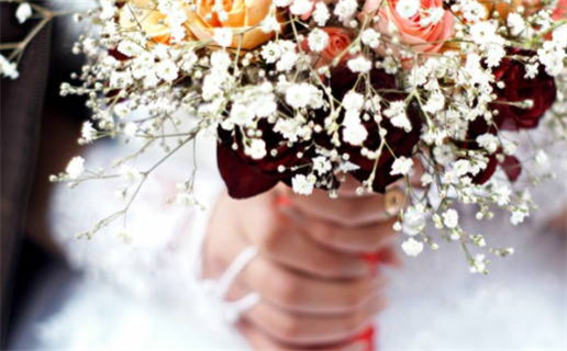 2033年农历腊月十一是不是领证吉日 是登记领证好日子吗